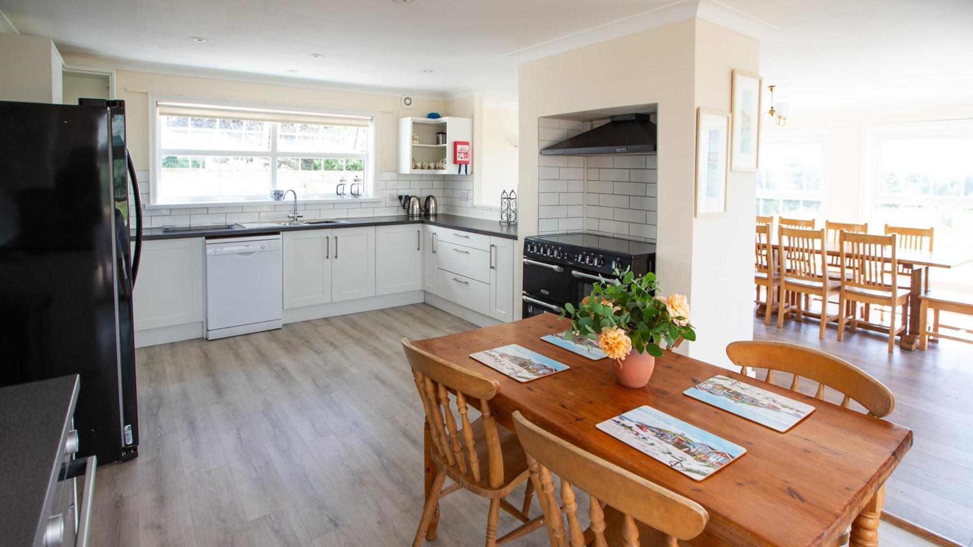 Stunning 6 Bedroom Cottage Near Cornish Coast Bude Eksteriør bilde